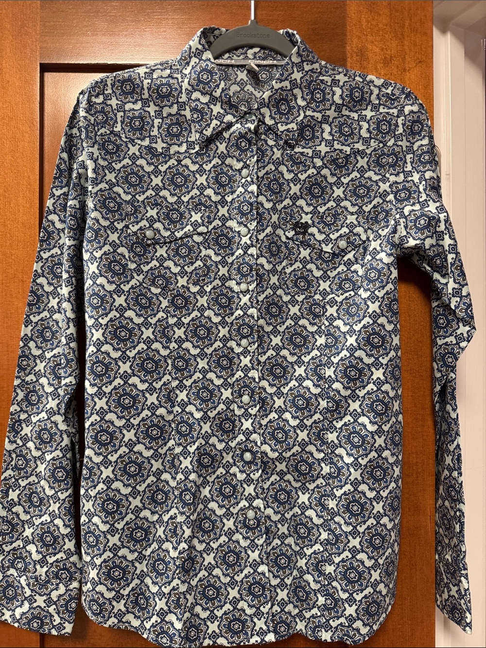 Women’s Cinch Printed Snap front Shirt - Green and Blue Pattern